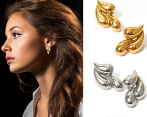 Vente en gros de boucles d'oreilles en acier inoxydable plaqué or 18 carats, personnalisées, à la mode et simples, anti-allergiques, pour femmes - Product Image 2
