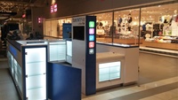 Kiosque d'accessoires pour téléphones portables au design moderne pour centre commercial, vitrine en bois pour accessoires de téléphone, kiosque de réparation de téléphones