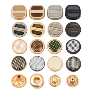 กระดุมโลหะแบบกด 4 ส่วน ดีไซน์คลาสสิคทรงกลม ผลิตจากโรงงาน รองรับโลโก้แบบกำหนดเอง ทำจากโลหะผสมสังกะสี - Product Image 2