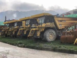 Famosa marca usada Komatsu 605 Mining camión volquete buen estado precio barato a la venta tienda de máquinas en Dubai en línea - Product Image 5