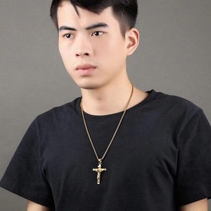 Colar Religioso com Cruz de <span class=keywords><strong>Jesus</strong></span> em Aço Inoxidável para Homens, Pingente de Cruz em Cor Dourada ou Prateada com Cadeia, Presente de Joias - Product Image 5