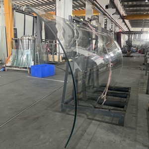 Verre de sécurité incurvé de qualité supérieure et sécurisé, verre trempé thermoformé pour les projets de stores pare-soleil et de murs-rideaux - Product Image 4