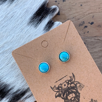 Boucles d'oreilles Western en forme de fleur en métal faites à la main avec bijoux en pierre turquoise Boucles d'oreilles Western en fausse pierre crème Boho Chic