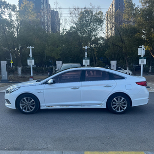 Hyundai Sonata 1.6T Turbo 2015 <span class=keywords><strong>de</strong></span> <span class=keywords><strong>Segunda</strong></span> <span class=keywords><strong>Mano</strong></span>, Automático, con Asientos <span class=keywords><strong>de</strong></span> Cuero, Cámara Trasera, Neumáticos R17, Volante a la Izquierda - Product Image 5