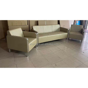 Sillón de Oficina Desmontable de Piel Sintética Moderna con Estructura de Acero Inoxidable, Ahorra Costos de Envío - Product Image 1
