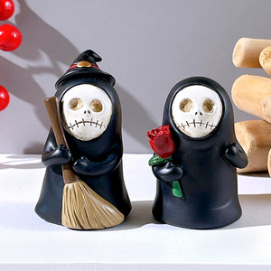 Halloween Resin Ghost Ornaments Skull Shape Desktop Decor Indoor Decoration Small Craft Gift For Halloween - Product Image 2