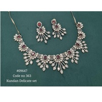 Ensemble de collier Kundan finition Mehendi 09647 avec boucles d'oreilles assorties pour femmes, bijoux pour occasions festives et mariages