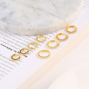 Boucles d'oreilles créoles mini rondes de luxe en or 14K avec zircon CZ, bijoux de piercing <span class=keywords><strong>pour</strong></span> hélix, <span class=keywords><strong>tragus</strong></span>, daith, conch, cartilage, boucles d'oreilles miniatures 6/8/10mm - Product Image 3