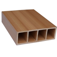 En solde Tubes en bois composite décoratifs Tubes carrés en bois composite pour la décoration intérieure et extérieure de la maison