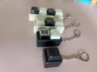 Porte-clés anti-stress à 1/2/3/4 touches, avec base intégrée à motif quadrillé, accessoire de bureau pour la décompression