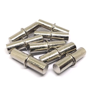 Supports d'étagère en fer pour panneaux perforés, pour armoires de cuisine et penderies, design moderne et simple, D3 ou D5mm, 5000 pièces/carton - Product Image 1