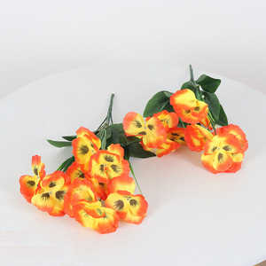 Fleurs artificielles Jessie Pansy 36cm en soie pour la décoration de la maison, du jardin et des mariages - Product Image 3
