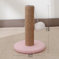 Vente chaude petit chat sisal griffoir avec balle en peluche chat jouet transfrontalier chat escalade cadre emballé dans un carton