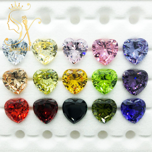 Vente en gros de pierres synthétiques en zircone cubique en forme de cœur, effet couleur et feu, pour bijoux, pierres CZ en vrac - Product Image 2