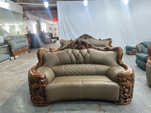 Juego de Sofás de Cuero Genuino Tallado a Mano de Estilo Europeo Moderno, Muebles de Sala de Estar de Lujo para Apartamentos y Casas de Campo - Product Image 3