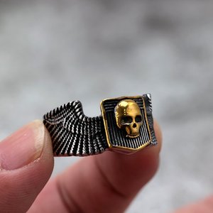 Stainless Steel <b>Ring</b> With Golden Skull Wings Design For Men And Women Halloween Fashion Jewelry Hip Hop Style - Product Image 4