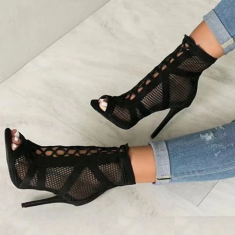 Black 7cm heel
