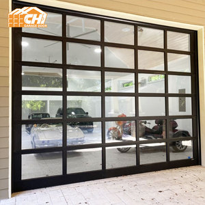 Puerta de garaje de vidrio seccional CHI con puerta de <span class=keywords><strong>hombre</strong></span> 8x8 marco de aluminio negro vidrio transparente para uso comercial abridor inteligente silencioso - Product Image 1