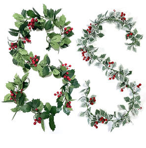 Agrifoglio di natale con bacche per Natale decorazioni natalizie 6.6FT artificiale ghirlanda di bacche rosse con foglie verdi - Product Image 1
