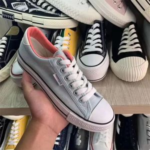 Calzado <span class=keywords><strong>de</strong></span> segunda mano para mujer, <span class=keywords><strong>de</strong></span> lona vulcanizada, económico, informal, surtido. - Product Image 2