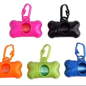 Distributeur de sacs à déjections canines en forme d'os, version mate, personnalisé avec logo, pour cadeaux promotionnels pour animaux de compagnie - Product Image 1