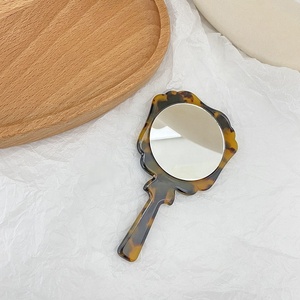 Portable Handheld Pocket Makeup Mirror Vintage round Acetic Acid Cosmetic Mirror in Colorful Acetate for Girls and Kids - Product Image 3
