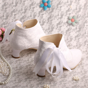 Stivali <span class=keywords><strong>Bianchi</strong></span> in Pizzo da Sposa con Tacco Basso - Product Image 6