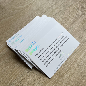 Cartes de remerciement personnalisées avec film holographique - Inserts de marque avec estampage à chaud multicolore pour le commerce électronique - Product Image 5