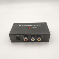 Intelligenter AV-Matrix-Videomischer RCA-Anschlüsse Master-Slave-Video Links-Rechts-Kanäle Audio-Switcher für Heimkonferenz KTV