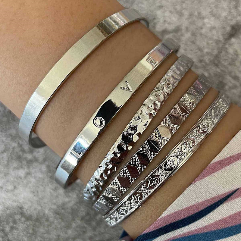 Bracciale rigido placcato oro 18 carati, non sbiadisce mai