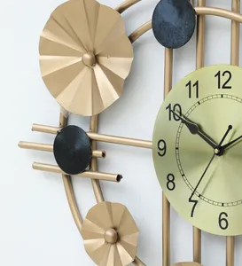 Luxurious Metal Frame Designer <b>Wall</b> <b>Clock</b> with Precise Time Display Vintage Look <b>for</b> Homes Offices & Restaurants Easy to Install - Product Image 2