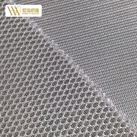 Maille 3D écologique résistante à l'abrasion, tissu en maille 100% polyester pour empeignes et languettes de chaussures de sport, grande quantité en stock