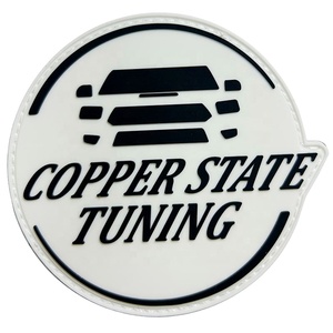 Patch de chapeau en silicone souple PVC avec logo personnalisé, fabriqué en Chine - Product Image 2