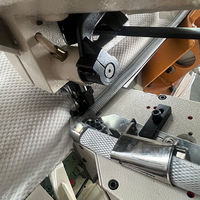 Machine à coudre automatique d'occasion pour l'ourlet de matelas, avec tête Singer à point de chaînette à double levage