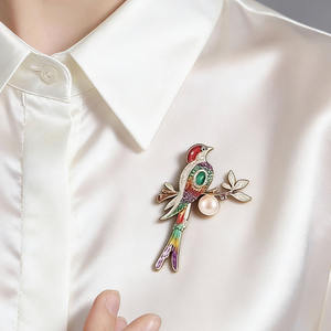 Broche de Pájaro 3D a Precio de Fábrica, Broche de Esmalte Colorido con Pedrería, Broche con Forma de Animal Único, Accesorios - Product Image 1