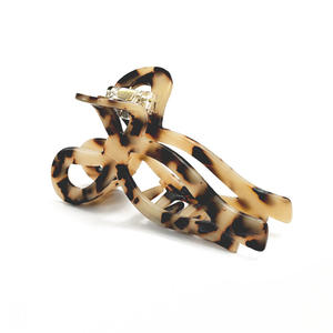 Pinza de Pelo con Diseño de Concha de Tortuga y Estampado de Leopardo, Acetato Unisex, Color Personalizable, Elegante, Forma de Lazo, Diseño Hueco, Venta al por Mayor - Product Image 3