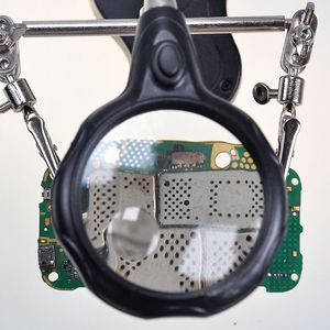 Loupe LED Support de fer à <span class=keywords><strong>souder</strong></span> Loupe de soudage Support de réparation Outils Bricolage <span class=keywords><strong>Pince</strong></span> auxiliaire - Product Image 3