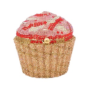 Sac à main de soirée chic pour femme, orné de strass et de cristaux, idéal pour les banquets et dîners - Product Image 1