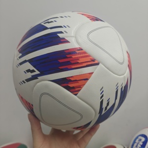 Balón de Fútbol de Nivel de Torneo que Cumple con los Estándares Profesionales de Visibilidad y Calidad - Product Image 2