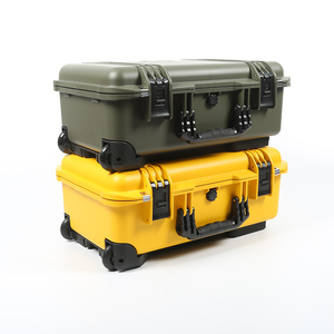 Boîtier de chariot en plastique dur étanche IP67 robuste avec roues pour appareil photo/médecine - Product Image 1