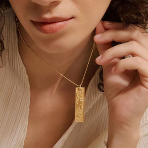 Bijoux Symbole <span class=keywords><strong>du</strong></span> Zodiaque Collier Pendentif <span class=keywords><strong>Horoscope</strong></span> 12 <span class=keywords><strong>Mois</strong></span> Zircon Cubique Motif Relief Cuboid Acier Inoxydable Plaqué Or 18K - Product Image 6