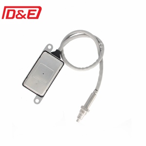 Capteur NOX d'azote et d'oxygène 24V pour pièces de camion ISUZU 8982369200 8983023940 5WK97206A - Product Image 3