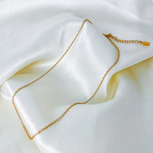 Collar Clásico EManco para Mujer, Chapado <span class=keywords><strong>en</strong></span> <span class=keywords><strong>Oro</strong></span> Fino, <span class=keywords><strong>Acero</strong></span> Inoxidable, <span class=keywords><strong>Cadena</strong></span> Delgada Ajustable <span class=keywords><strong>de</strong></span> Alta Calidad con Cierre <span class=keywords><strong>de</strong></span> Langosta, Regalo - Product Image 5