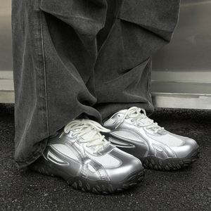 Chaussures décontractées personnalisables en cuir véritable, respirantes, légères, à enfiler, avec semelle épaisse en maille, tendance mode - Product Image 2