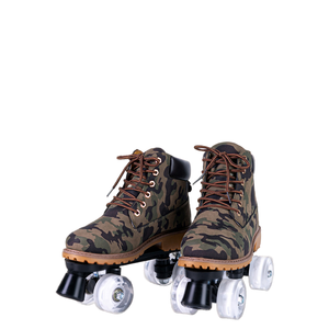 <span class=keywords><strong>Pattini</strong></span> a rotelle sportivi a quattro ruote con ruote lampeggianti in PU/PVC, <span class=keywords><strong>pattini</strong></span> da pattinaggio artistico a doppia fila, stivali francesi Martin, <span class=keywords><strong>pattini</strong></span> a rotelle ABEC-7 - Product Image 1