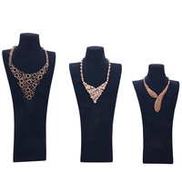 Présentoir de bijoux en flanelle et perles, sur mesure, mannequin pour buste, bijoux