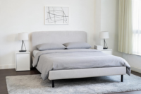 Cama de Plataforma Tapizada en Gris, Tamaño Queen, Estructura de Tela Suave con Opción de Tamaño Personalizado para Hoteles, Apartamentos y Alquiler