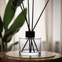 Etiquettes Personnelles Cubiques Personnalisées Huiles Hautement Concentrées 150ml Bouteille en Verre Transparent Noir Diffuseur de Roseau Senteurs de Lavande Rose