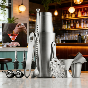 Set di 15 Utensili da <span class=keywords><strong>Bar</strong></span> Riutilizzabili YC Factory con Shaker per Cocktail da 750ml, Jigger Roll-Rim da 15/30ml e Cucchiaio da Mixing per <span class=keywords><strong>Bar</strong></span> Domestico - Product Image 1