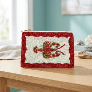 Pochette rouge perlée avec centre blanc et fermeture éclair dorée, accessoire de mode - Product Image 3